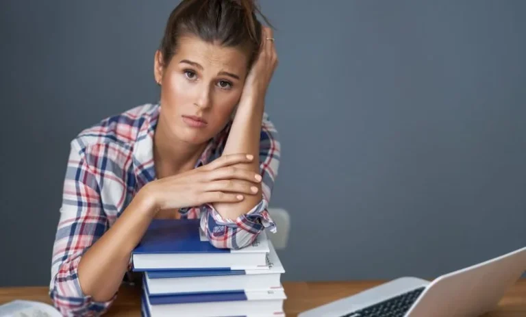 Sınav Stresi Artık Yönetilebilir: FurtherUp’tan Öğrenci ve Sınav Koçluğu